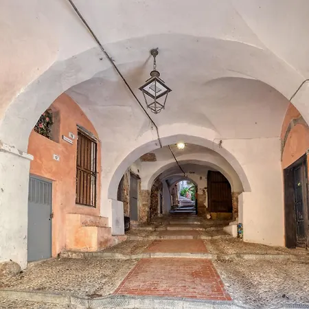 Loft In Riviera Dei Fiori Apartment